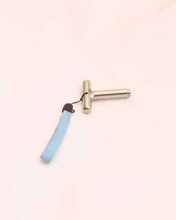 quick-dismantle key, for snap fastener contruction