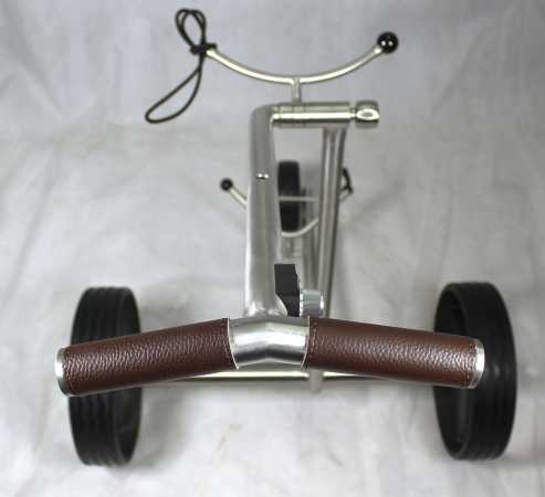 Kingfisher® K2, Golftrolley elektrisch und schnell-klappbar, Bedienung durch Drehrad, 42mm High-Tech-Antriebe "Made in Germany", Bergabfahrbremse